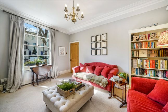 Woodland Cottage, 18, North Hill, London photo 4