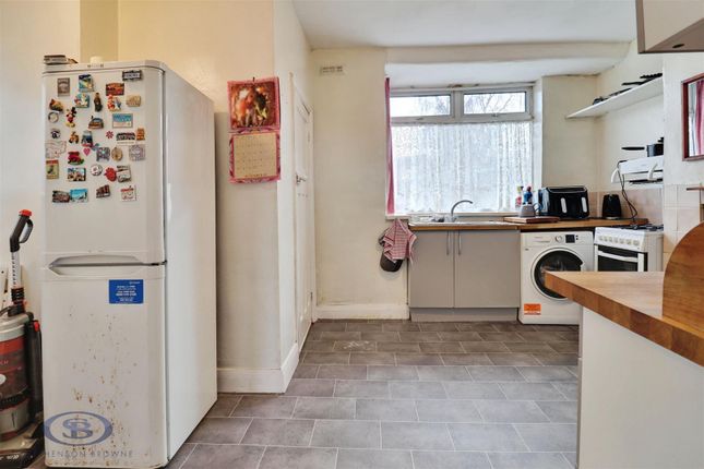 29, Wolstanton Road, Newcastle photo 4