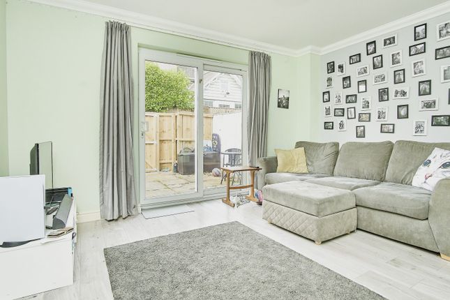 End terrace house for sale in Upton Road, Ryde