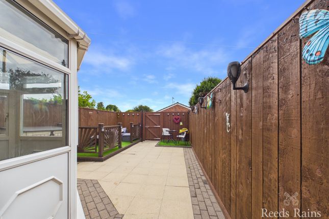 77, Grasby Road, East Yorkshire photo 4