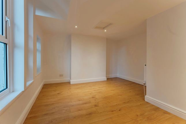 Flat 4, 9, Cearns Road, Prenton photo 4