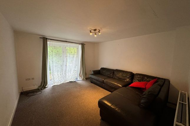 56, Carrington Road, High Wycombe photo 5