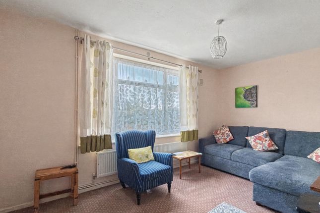 13, Park Rise, Bicester photo 3
