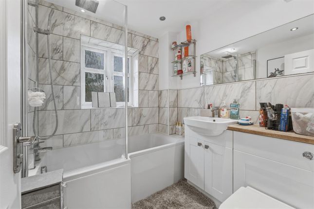 12, Cytringan Close, Kettering photo 4
