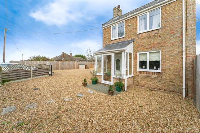 31, Croft Road, Wisbech photo 3
