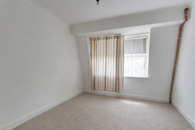 Flat 4 54, College Road, Kent photo 3