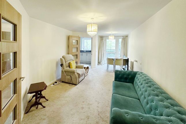Flat for sale in Park View Road, Prestwich