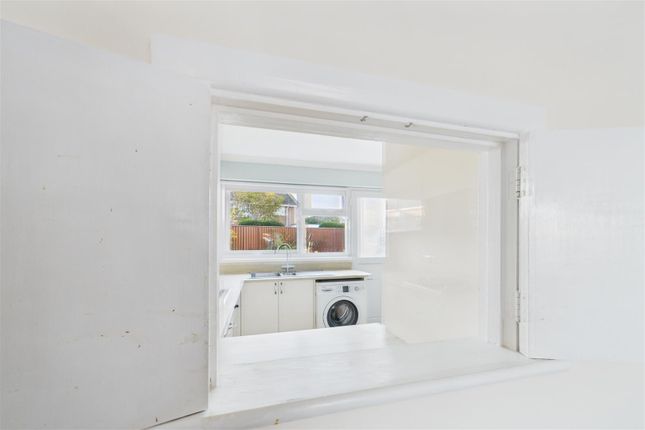3, Hereford Close, Chichester photo 4