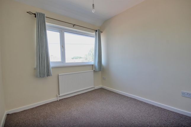 3-bed house on 190, Normandy Avenue, Beverley, £1,100/mo