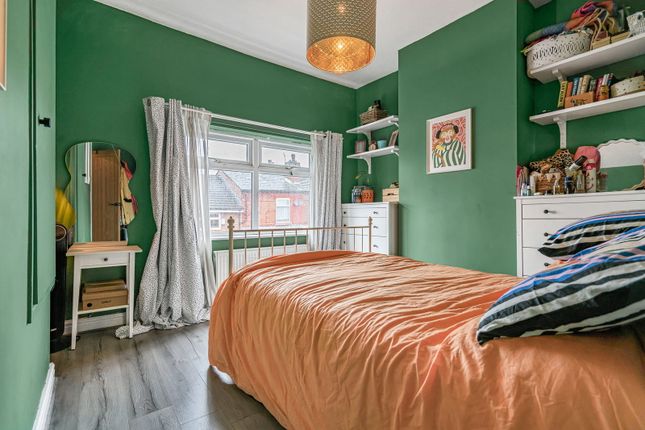 17, Kingsmill Avenue, Manchester photo 4