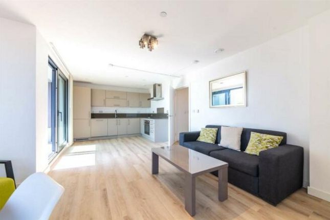Flat 4 Chancellor H, 395, Rotherhithe New Road, London photo 4