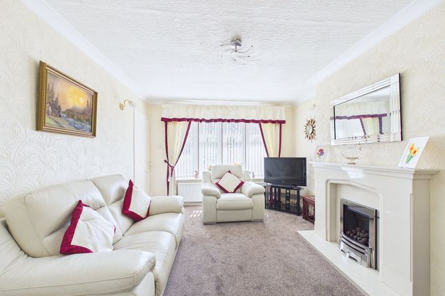 26, Moore Drive, Haydock photo 3
