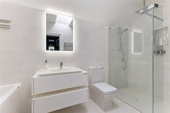 Bed Two En Suite