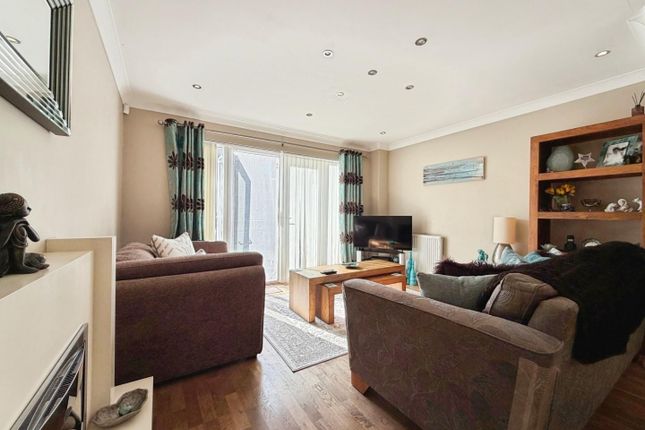 8, Sir John Fogge Avenue, Ashford photo 4
