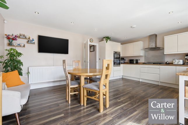 23, Cadiz Road, Dagenham photo 4