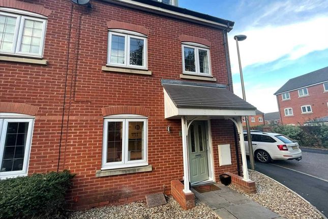 Thumbnail Town house to rent in Standingwood Road, Ellesmere Port
