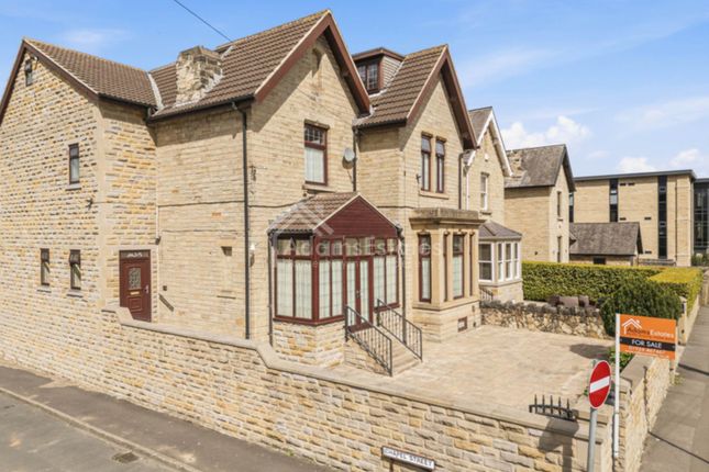 33, Warren Street, Dewsbury photo 4