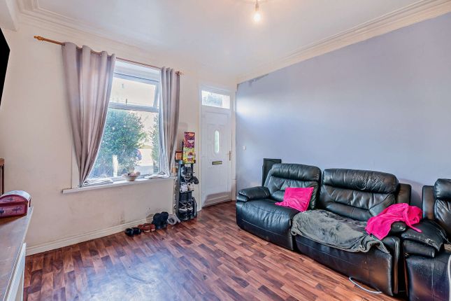 47, Silverdale Road, Bradford photo 3