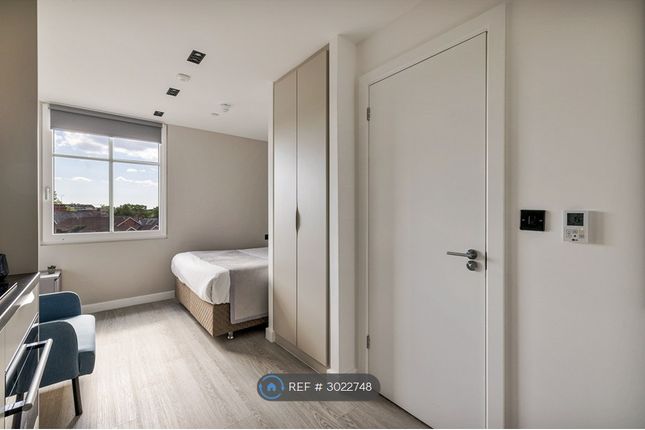 Nehru Flat, Lowlands Road, Harrow photo 2