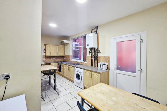20, Oak Tree Lane, Birmingham photo 3