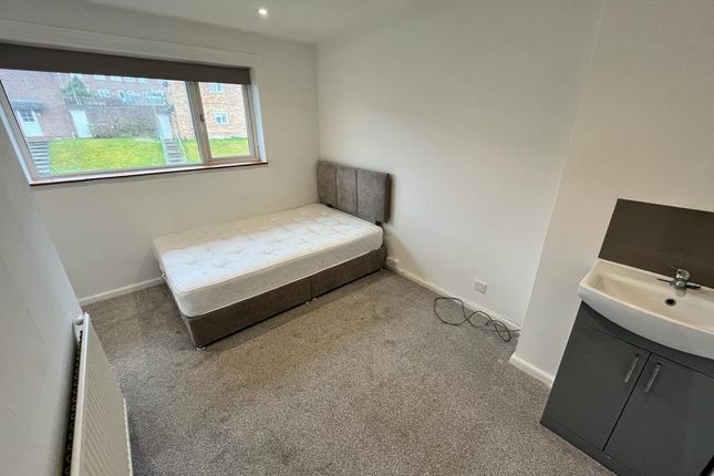 Room to rent in Imber Road, Winnall, Winchester