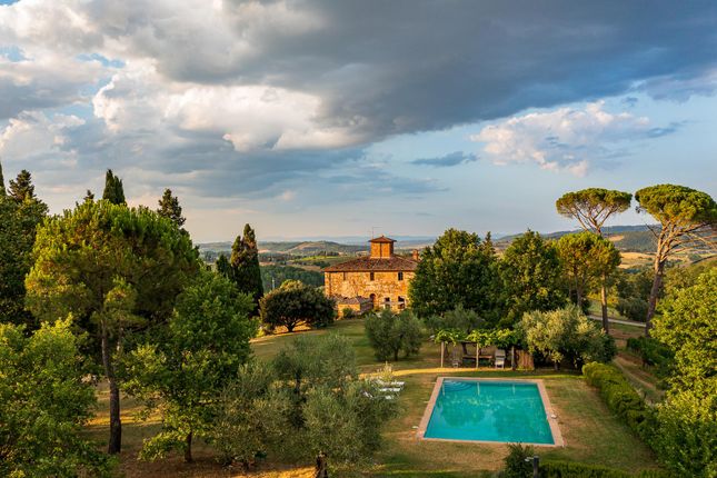 Thumbnail Farmhouse for sale in Cetona, Siena, Tuscany, Italy