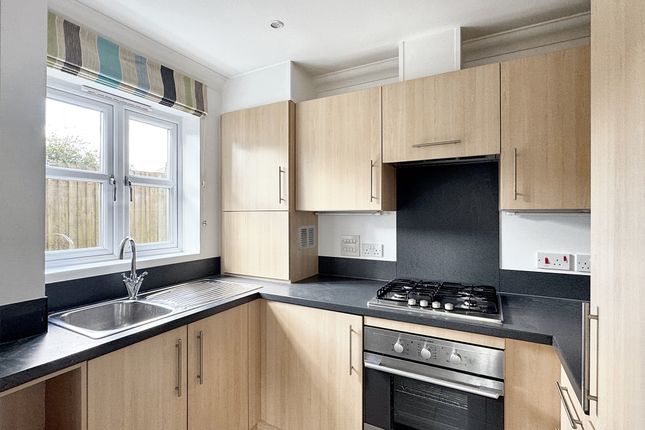 8, Orchard Court, Ashford photo 2