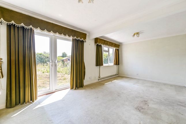 Pine Croft, Bracklesham Lane, Chichester photo 3