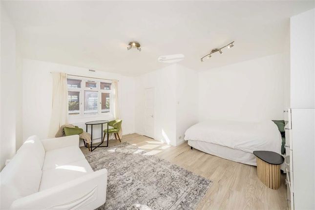 Flat 106, Brixton Hill Court, Brixton Hill, London photo 3