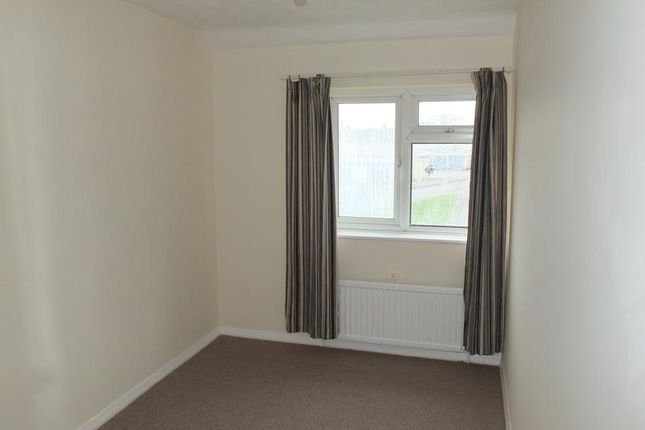 41, Tyne Road, Corby photo 5