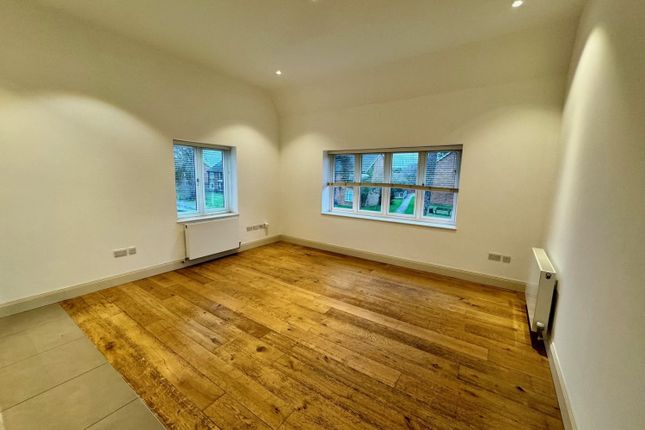 Flat to rent in St. Jude's Cottages, St. Jude's Road, Englefield Green, Surrey
