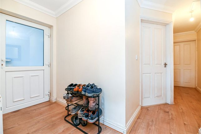42, Ferndale Road, Hampshire photo 4