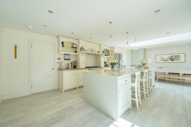 Heatherbrae, 55, Boundstone Road, Farnham photo 2