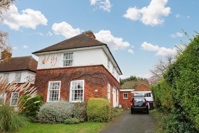 Thumbnail Detached house for sale in Broadwater Avenue, Letchworth Garden City