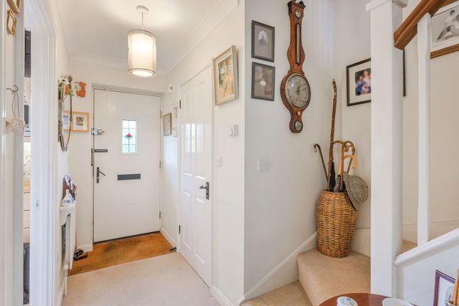 69, High Street, Lingfield photo 4