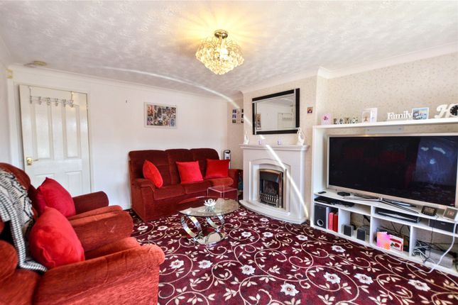 7, High Ridge Avenue, Leeds photo 4