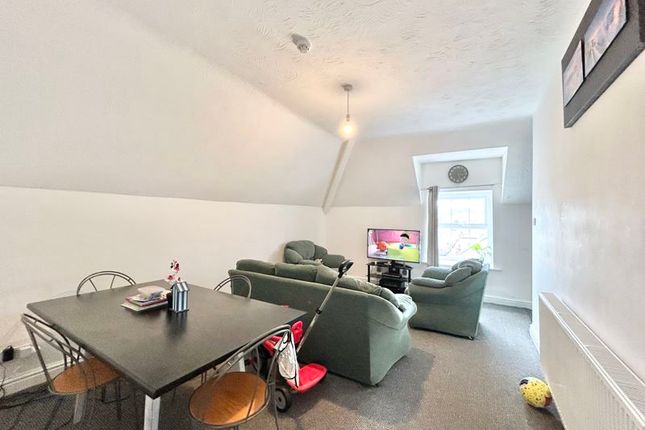 Flat 5, 41 Victoria Street, Llandudno photo 3