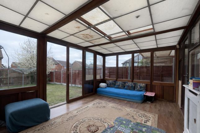 43, Cantle Avenue, Milton Keynes photo 4