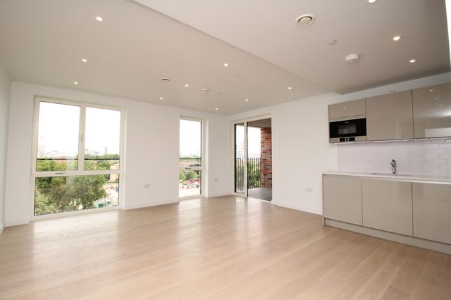 Flat to rent in Siddal Apartments, Elephant Park, Elephant &amp; Castle