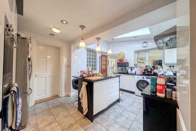 32, Nelson Street, Brightlingsea photo 3
