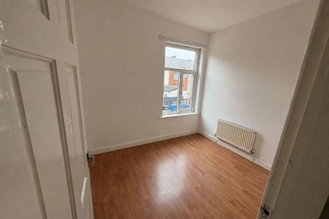 32, Dean Street, Manchester photo 5