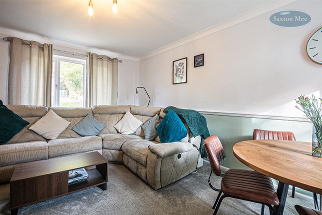12A, Dixon Drive, Sheffield photo 4