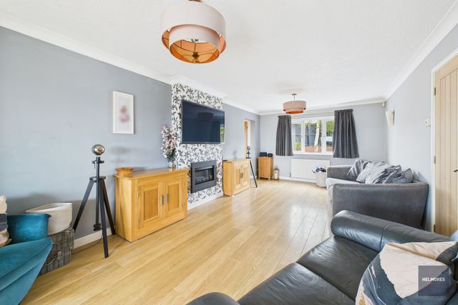 32 Avranches Avenue, Crediton photo 3