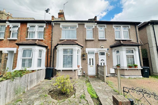 3-bed terraced on 32, GROVE ROAD, CHADWELL HEATH, ESSEX, £499,995