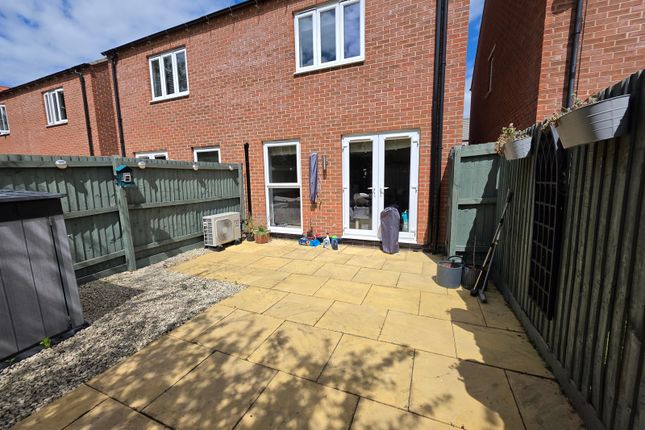 10, Spring Court, Leicester photo 3