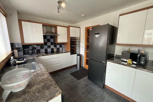 62, Robertson Drive, Elgin photo 4