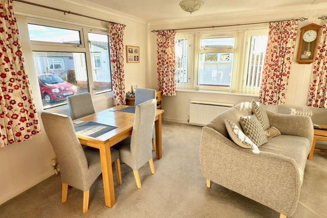 64 Beach Farm, Arbor Lane, Lowestoft photo 2