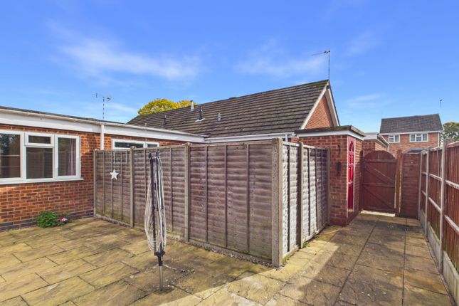 NEWSHOLME CLOSE, WARWICK photo 4