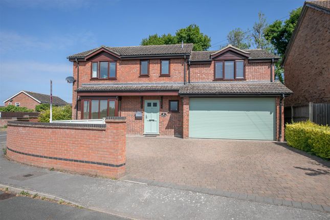 Thumbnail Detached house for sale in Brands Close, Great Cornard, Sudbury