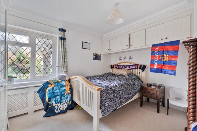 2a High Beeches, GERRARDS CROSS photo 4